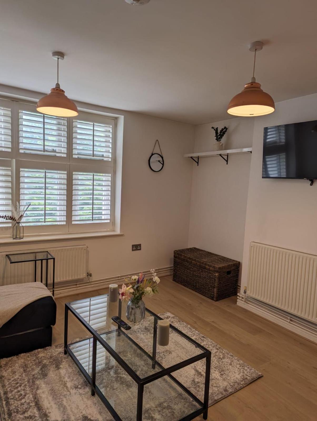 2-Bed Apartment Heart Of Cardiff Exterior photo